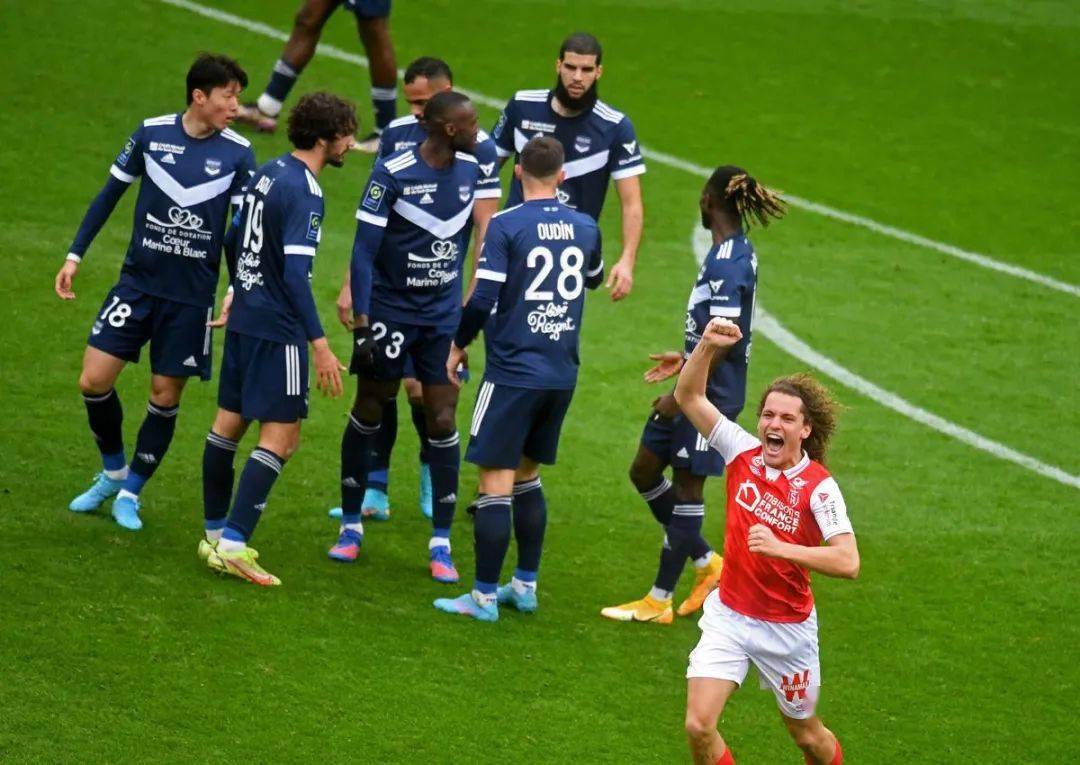 英雄联盟- 法甲赛程吃紧，浙江稠州集结日调整名单，更衣室稳定，身体对抗强度拉满